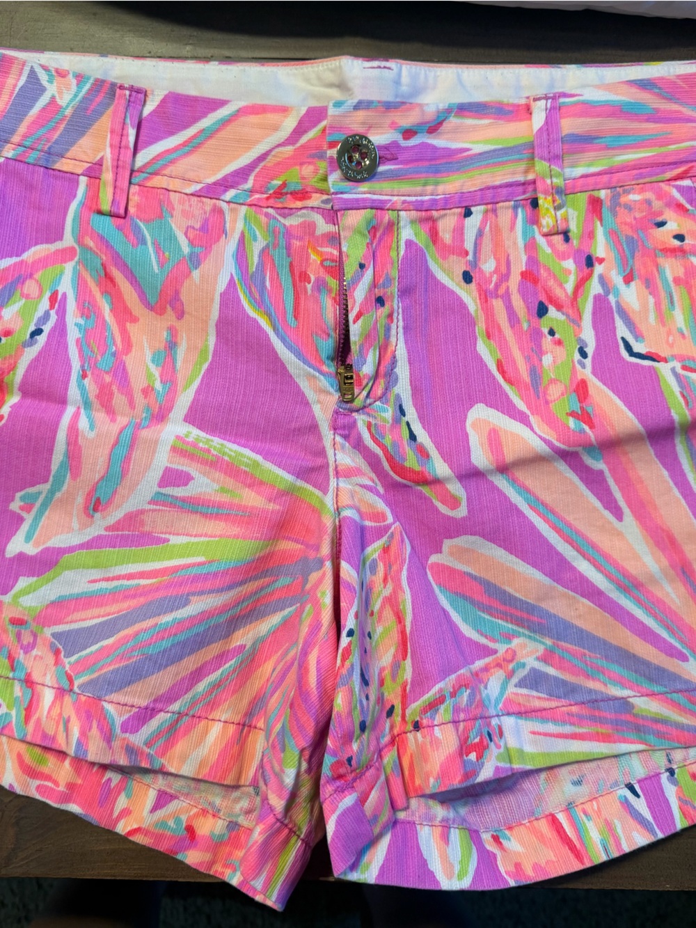 Women’s Lilly Pulitzer Pink Tropical Print Shorts, size 12